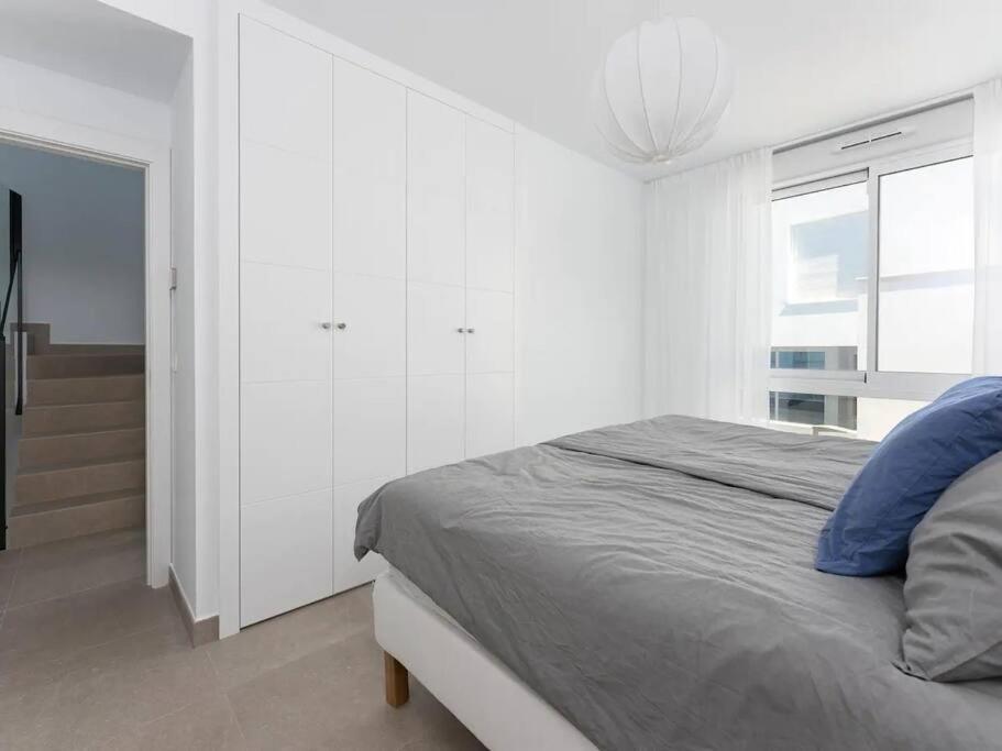 New Town House In Nueva Andalucia Apartemen *